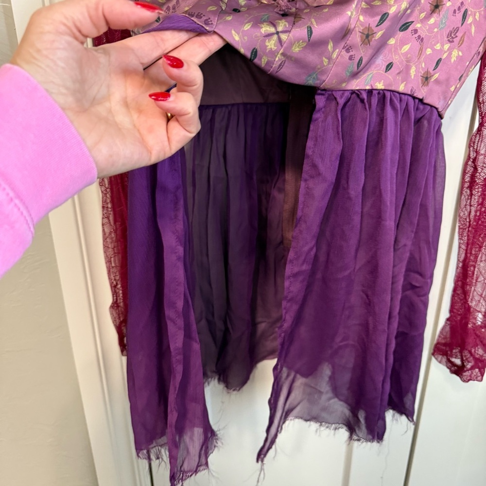 Her Universe Disney Hocus Pocus Sarah Peplum Lace-Up long sleeve top size XL - Picture 3 of 13